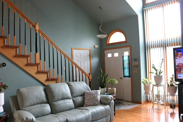 Listing Image 11