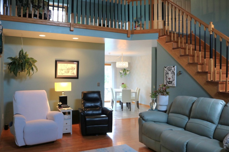 Listing Image 10