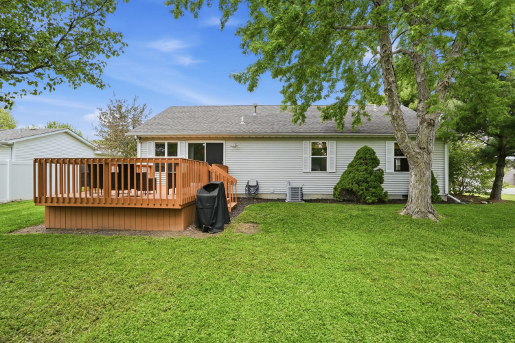 Listing Image 19