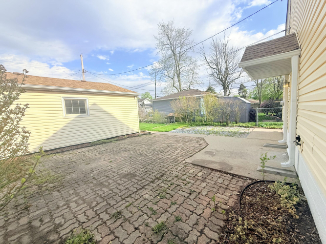 Listing Image 31