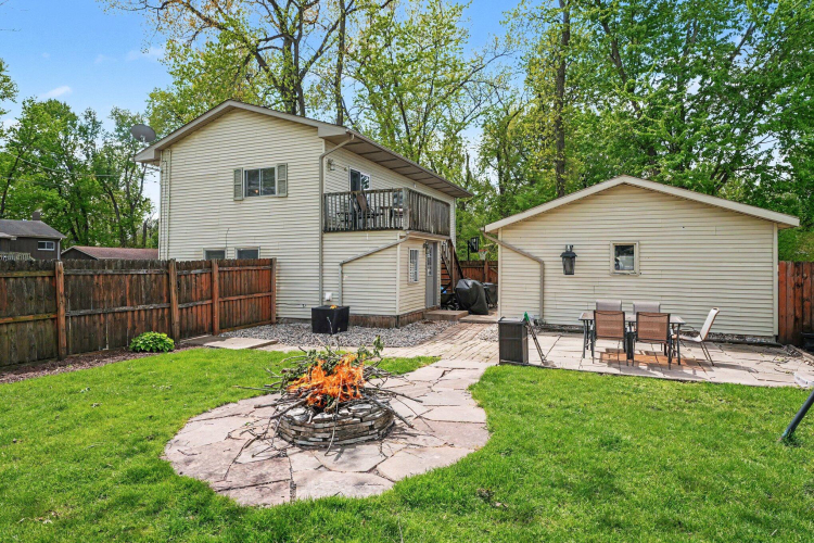 Listing Image 12