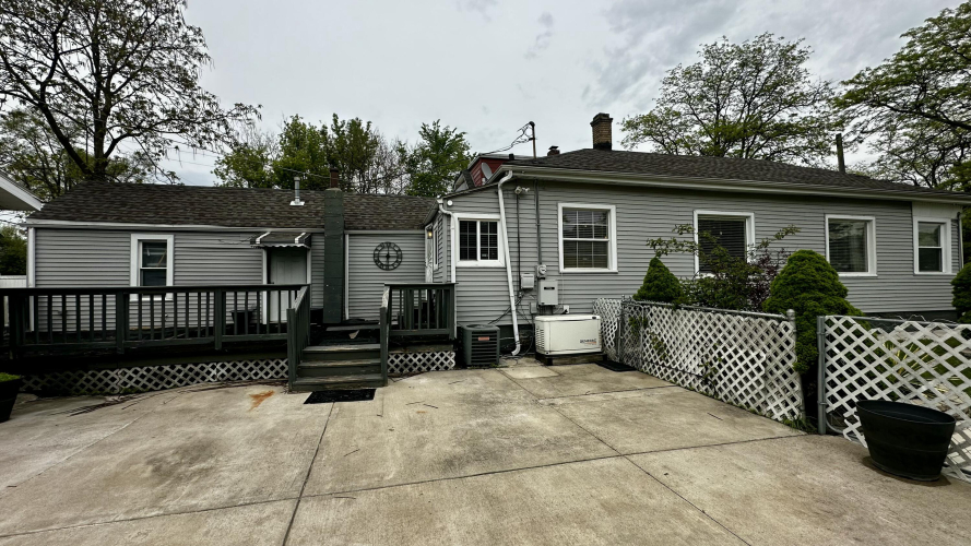 Listing Image 16