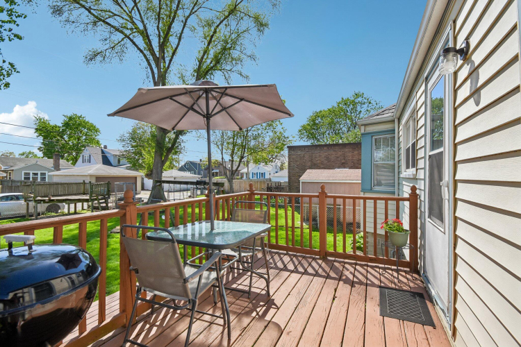 Listing Image 14