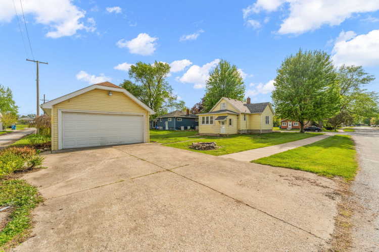 Listing Image 21