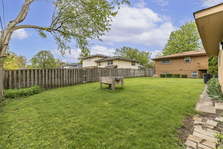 Listing Image 26