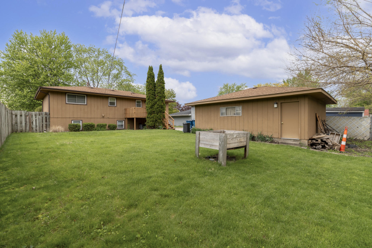 Listing Image 27