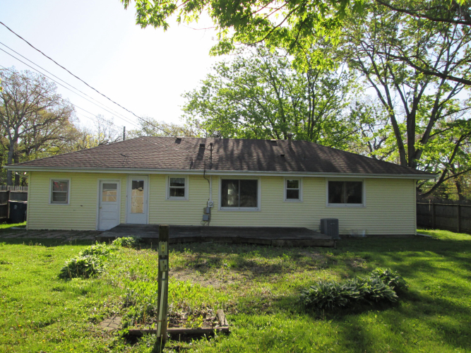 Listing Image 11