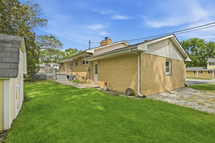 Listing Image 23