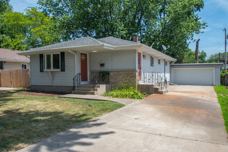 Listing Image 49