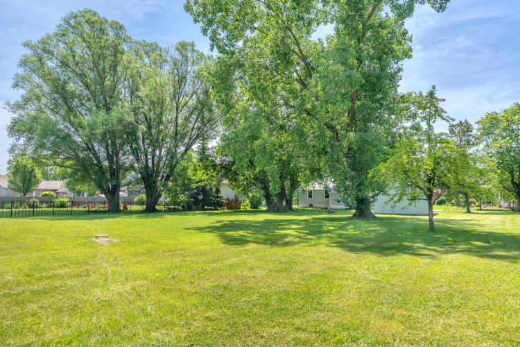 Listing Image 25