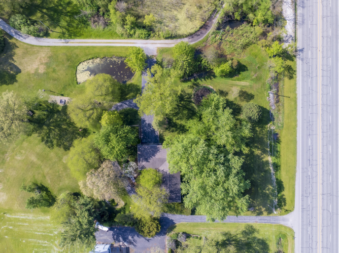 Listing Image 44