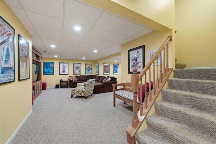 Listing Image 36