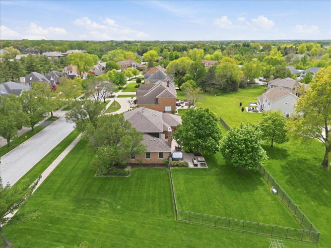Listing Image 64