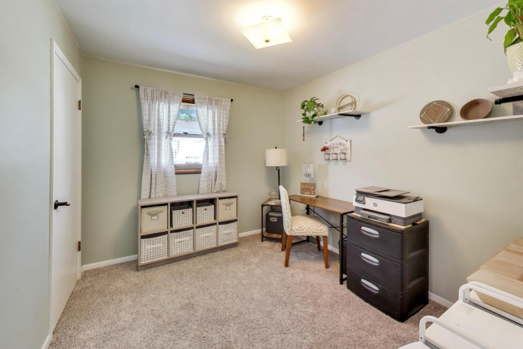 Listing Image 22