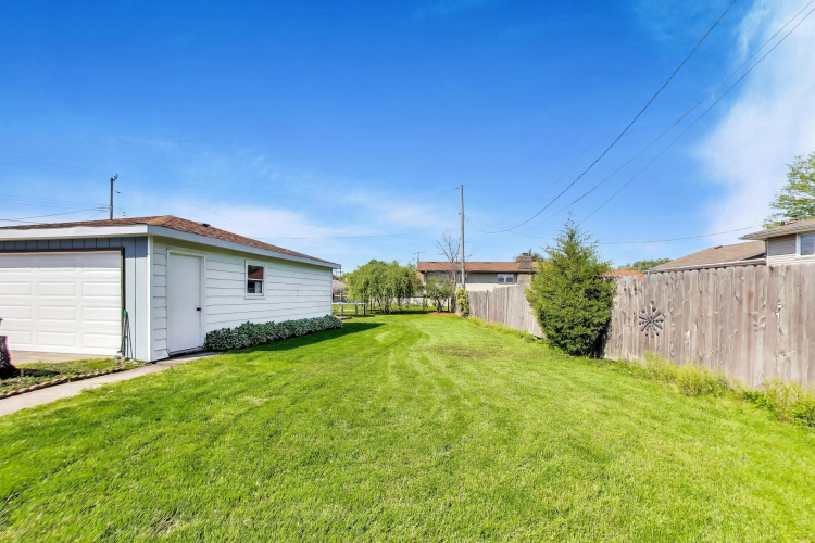 Listing Image 34