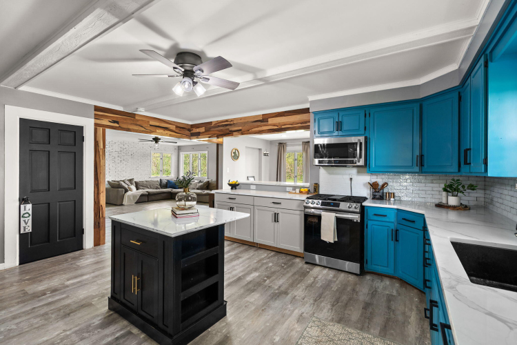 Listing Image 15