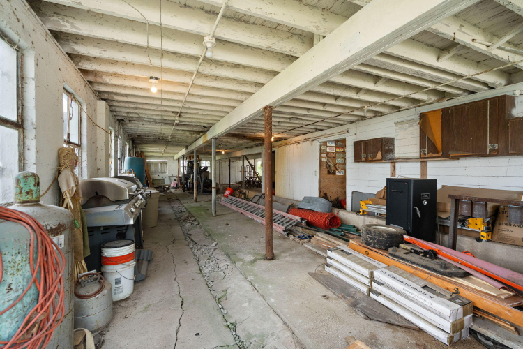Listing Image 55