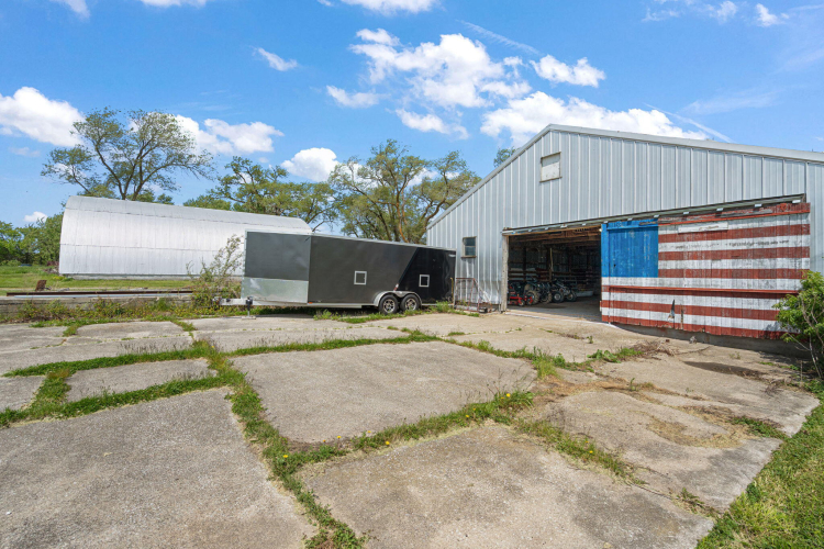 Listing Image 60