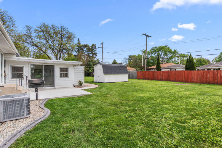 Listing Image 29