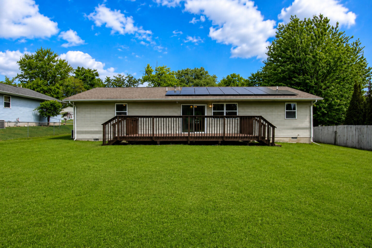 Listing Image 11