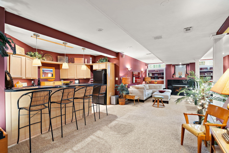 Listing Image 52