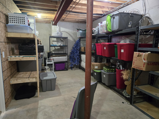 Listing Image 48