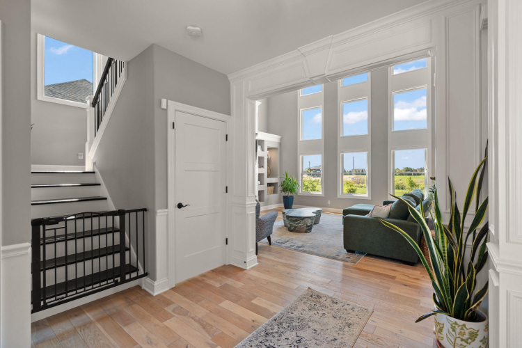 Listing Image 12