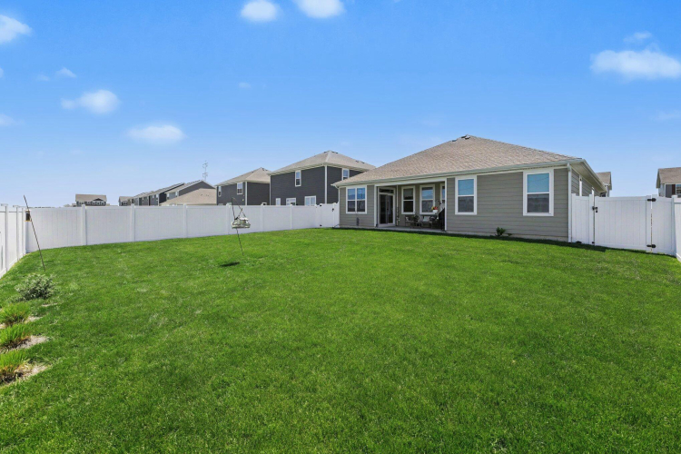 Listing Image 25
