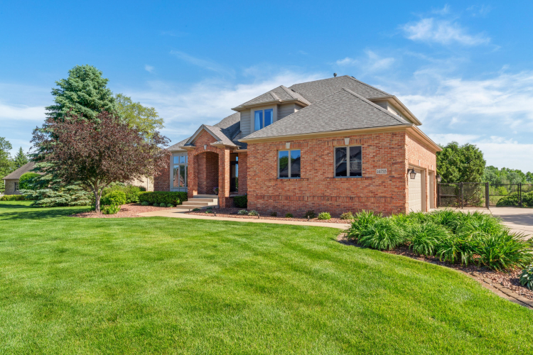 Listing Image 59
