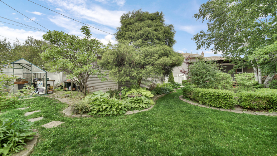 Listing Image 25