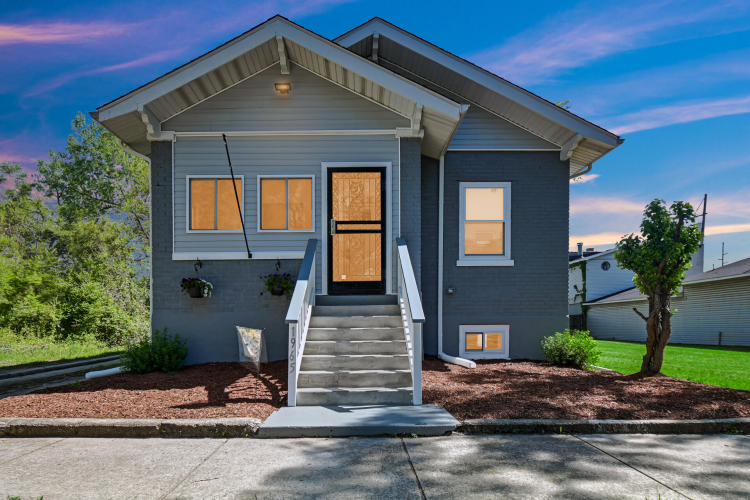 Listing Image 23