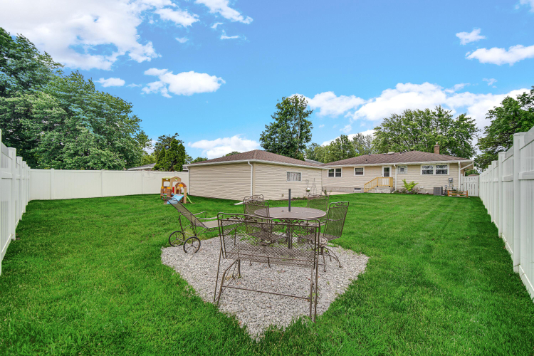 Listing Image 18