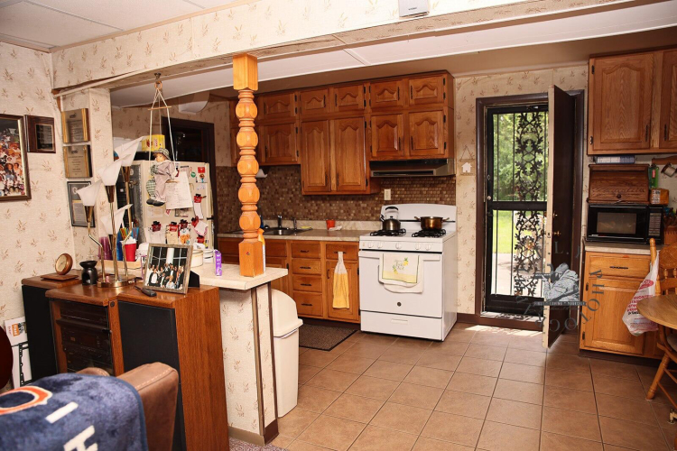 Listing Image 20