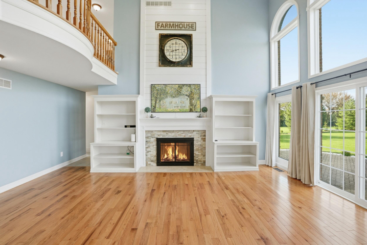 Listing Image 14