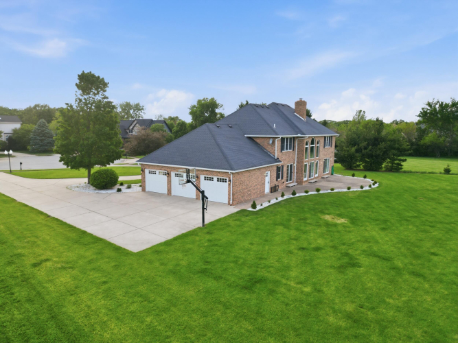 Listing Image 63