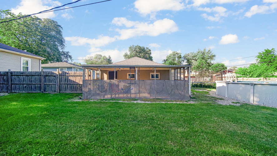 Listing Image 7