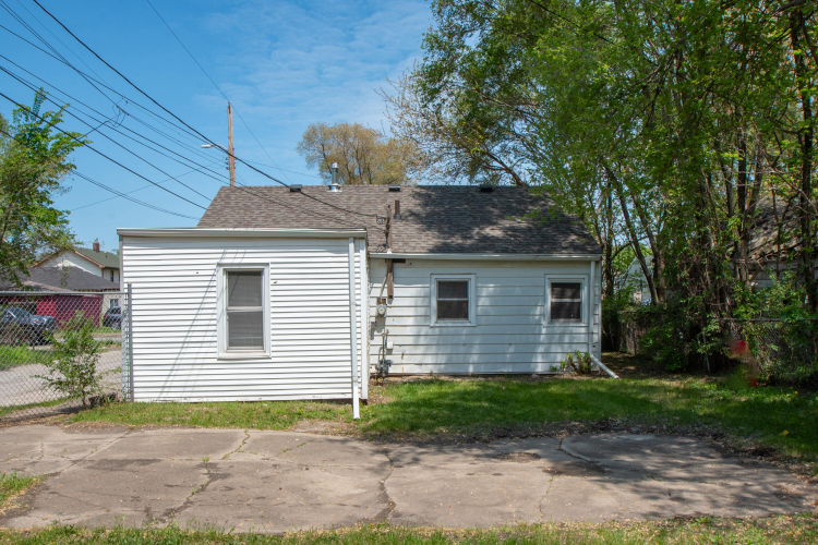 Listing Image 25
