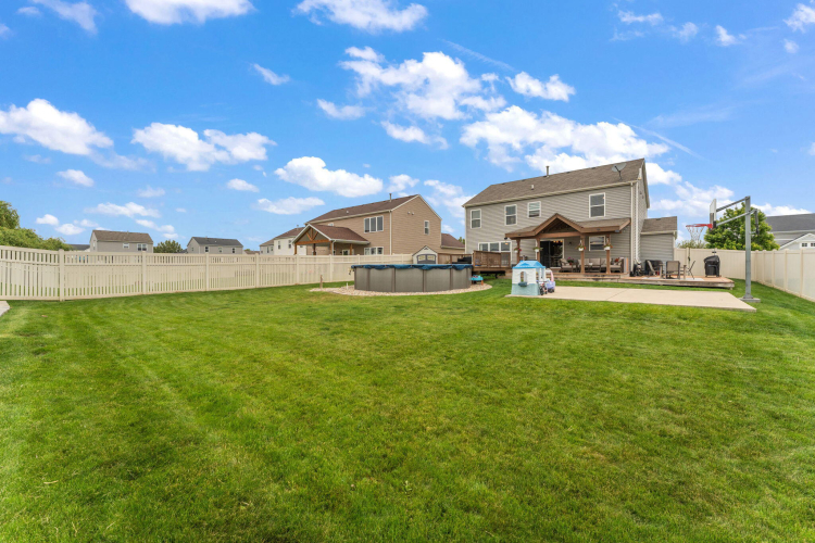 Listing Image 43