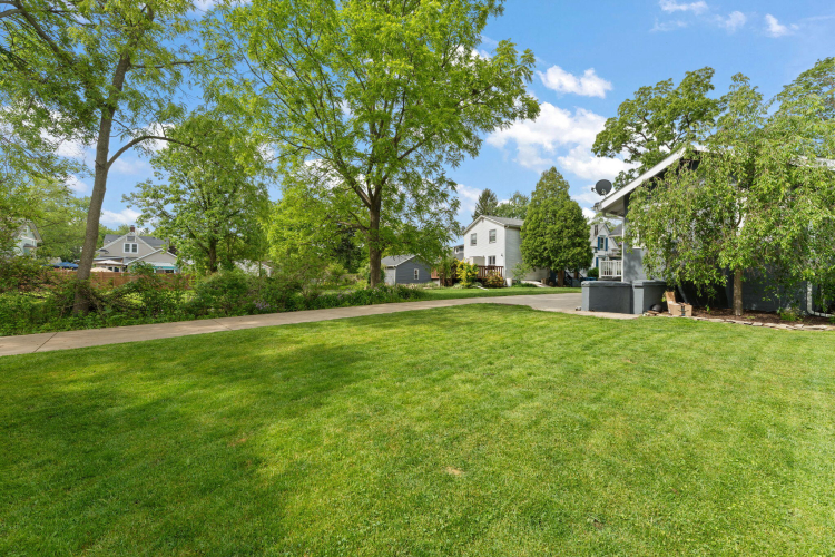 Listing Image 45