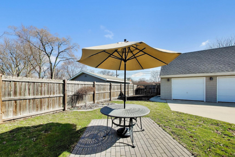 Listing Image 51