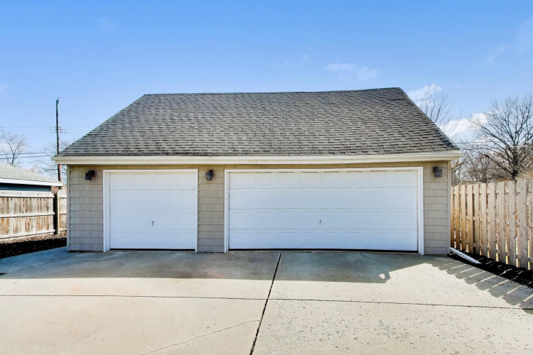 Listing Image 55