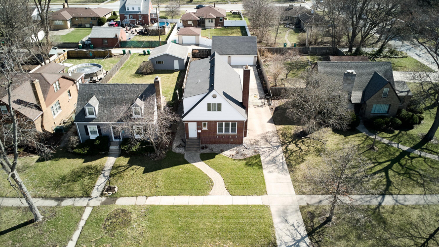 Listing Image 56