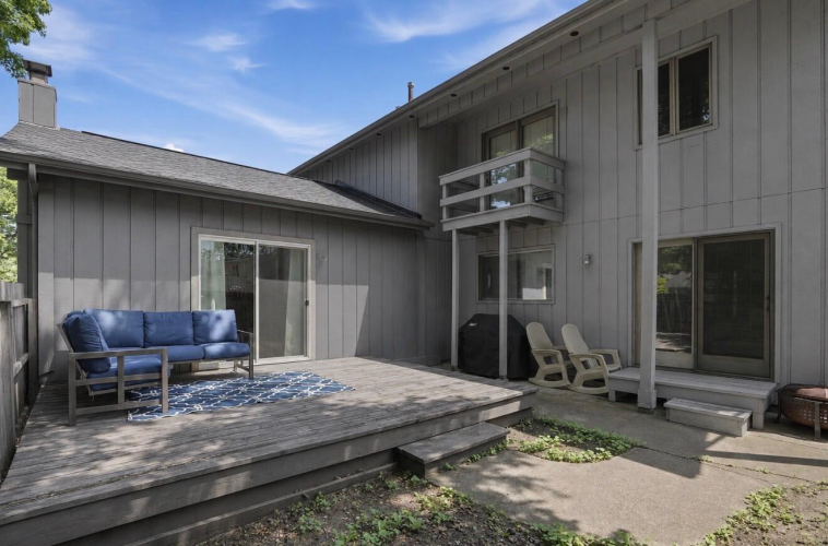 Listing Image 17
