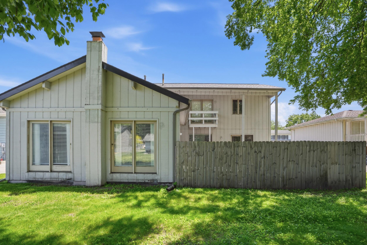 Listing Image 19