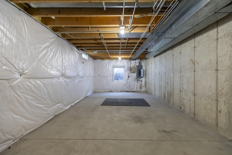 Listing Image 55