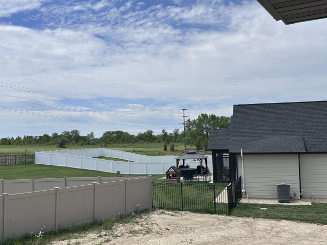 Listing Image 36