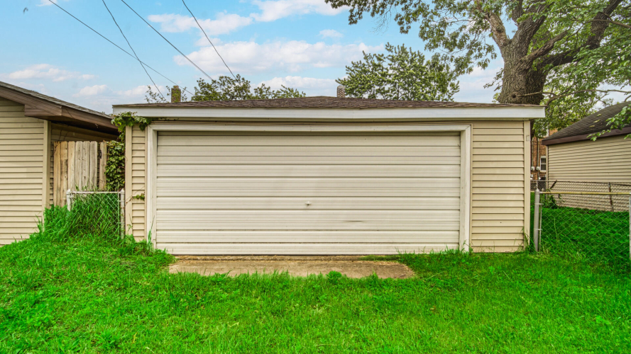 Listing Image 21