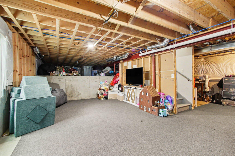 Listing Image 27