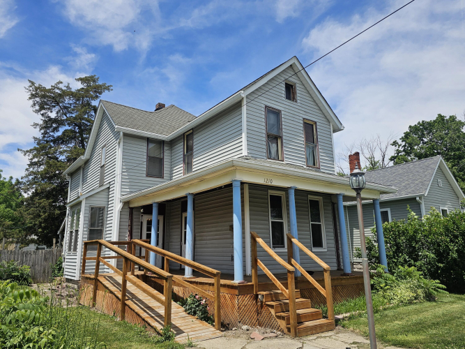 Listing Image 2