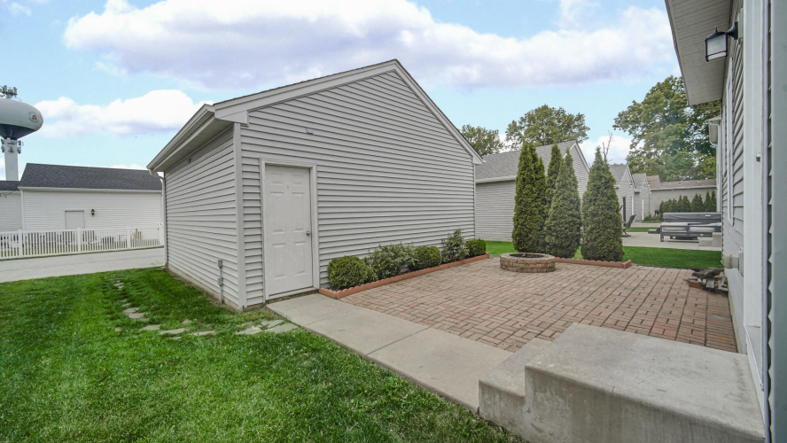 Listing Image 21